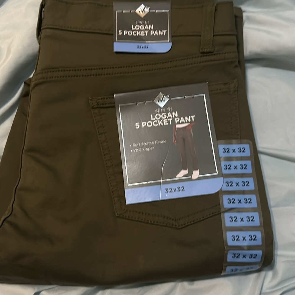 BRAND NEW slim fit Logan 5 pocket pant